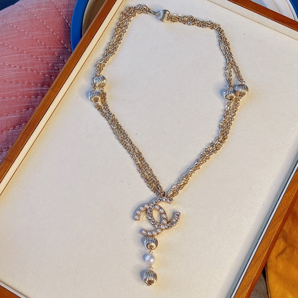 Chanel large charm necklace